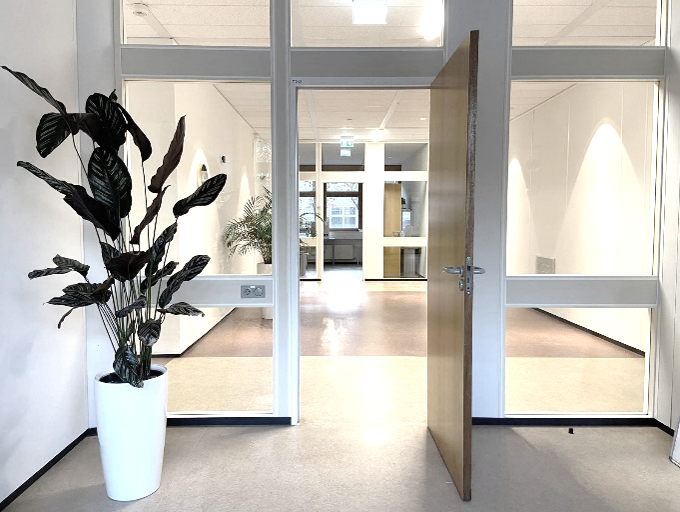 PHOTONICPARTS_Rooms1