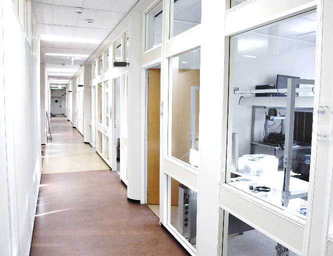 PHOTONICPARTS_Rooms1