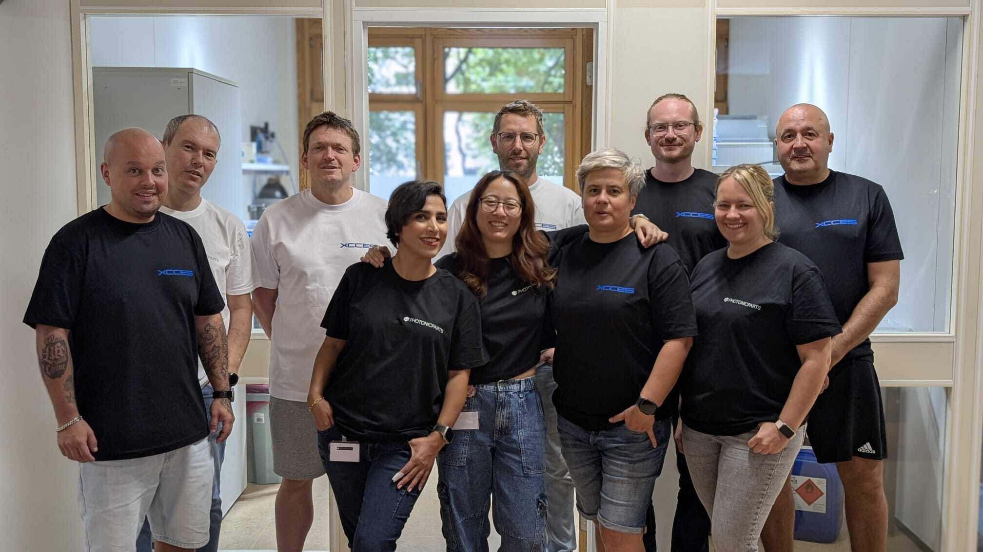 PHOTONICPARTS_Team